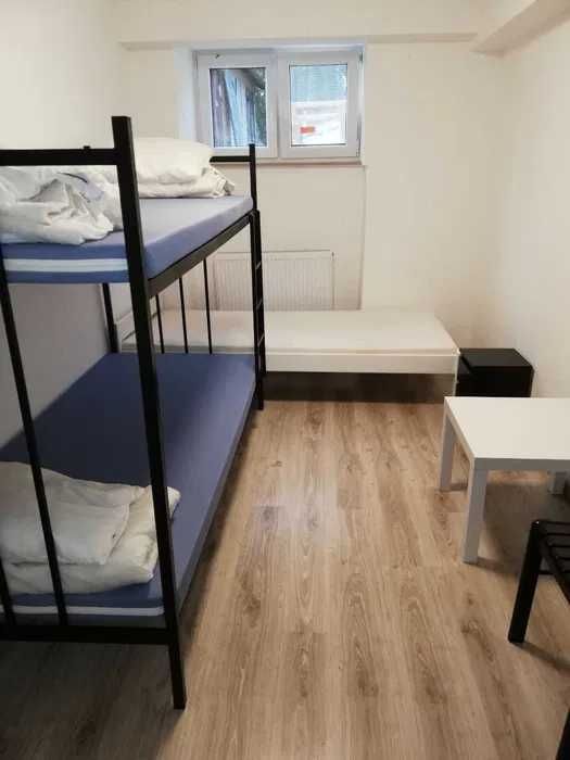 Хостел, комнаты, район WLOCHY ul. Jantar. 2-3-4 местные. Pokoje hostel