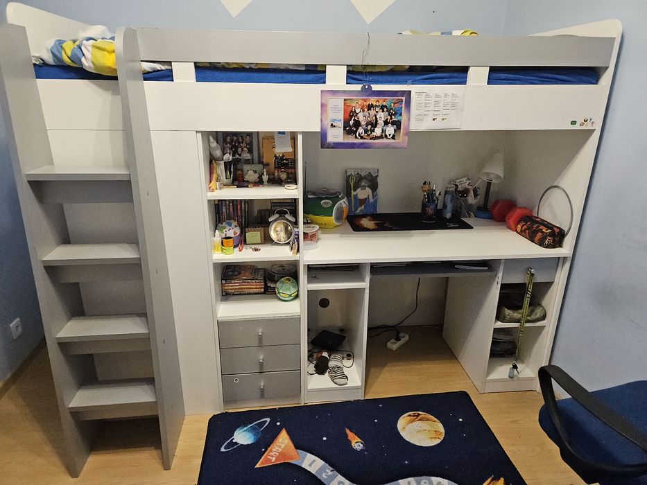 Łóżko  piętrowe z biurkiem