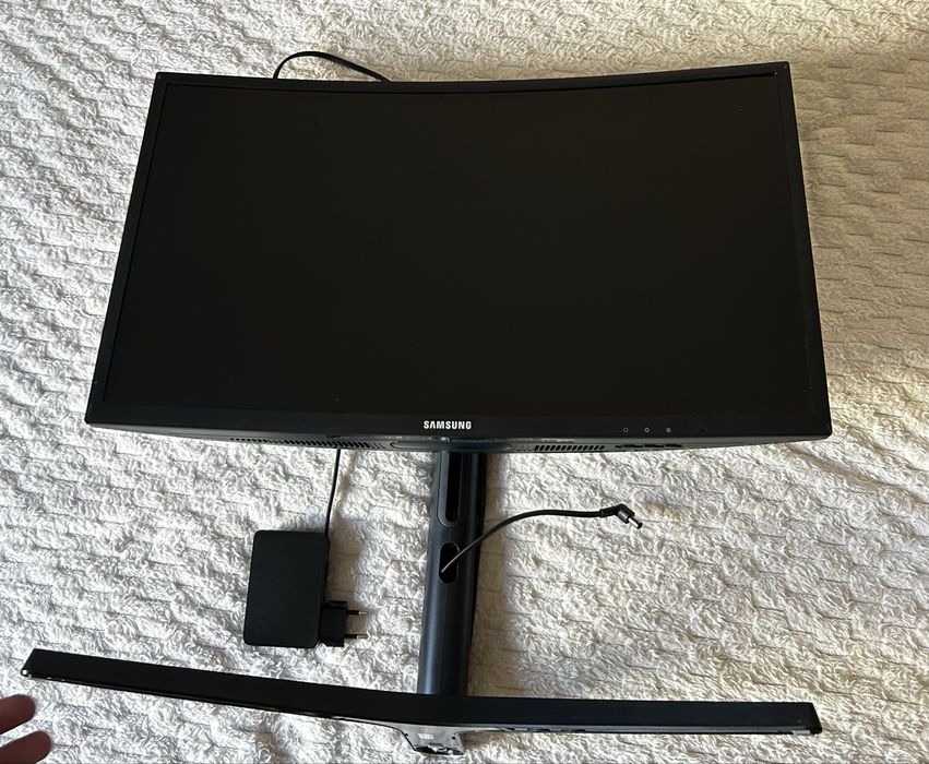 Ecrã curva Samsung Pc gamer 24"