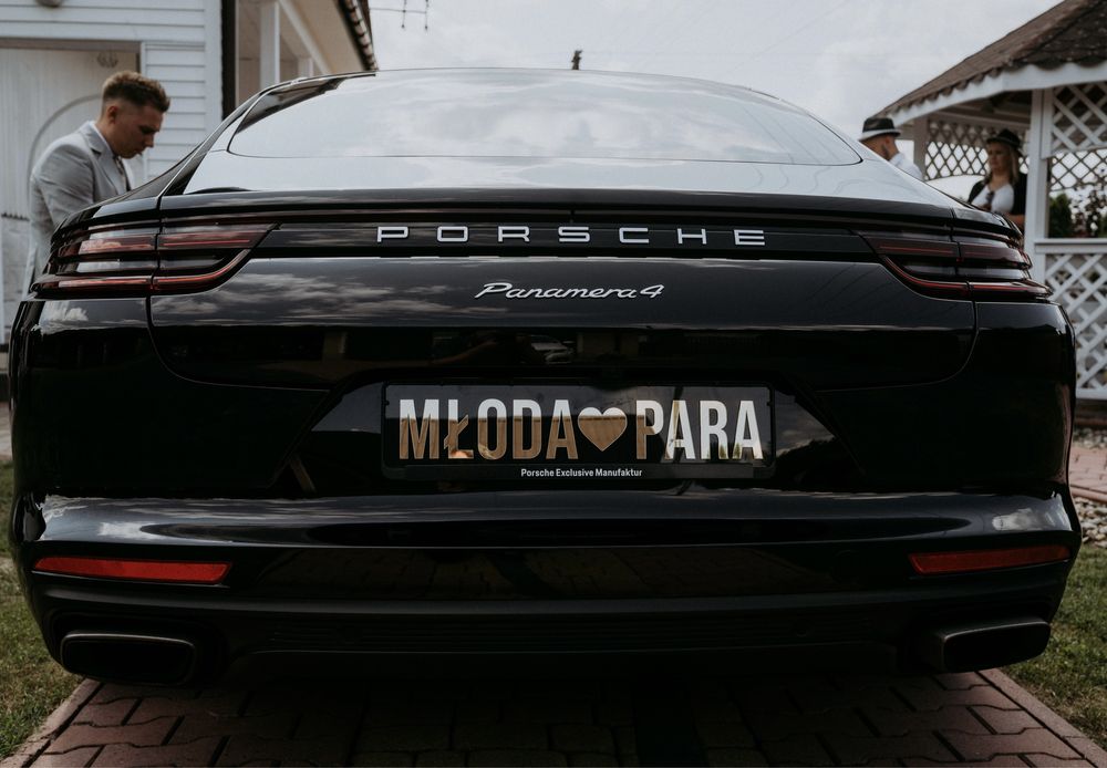 Auto klasy premium do ślubu Porsche panamera 4