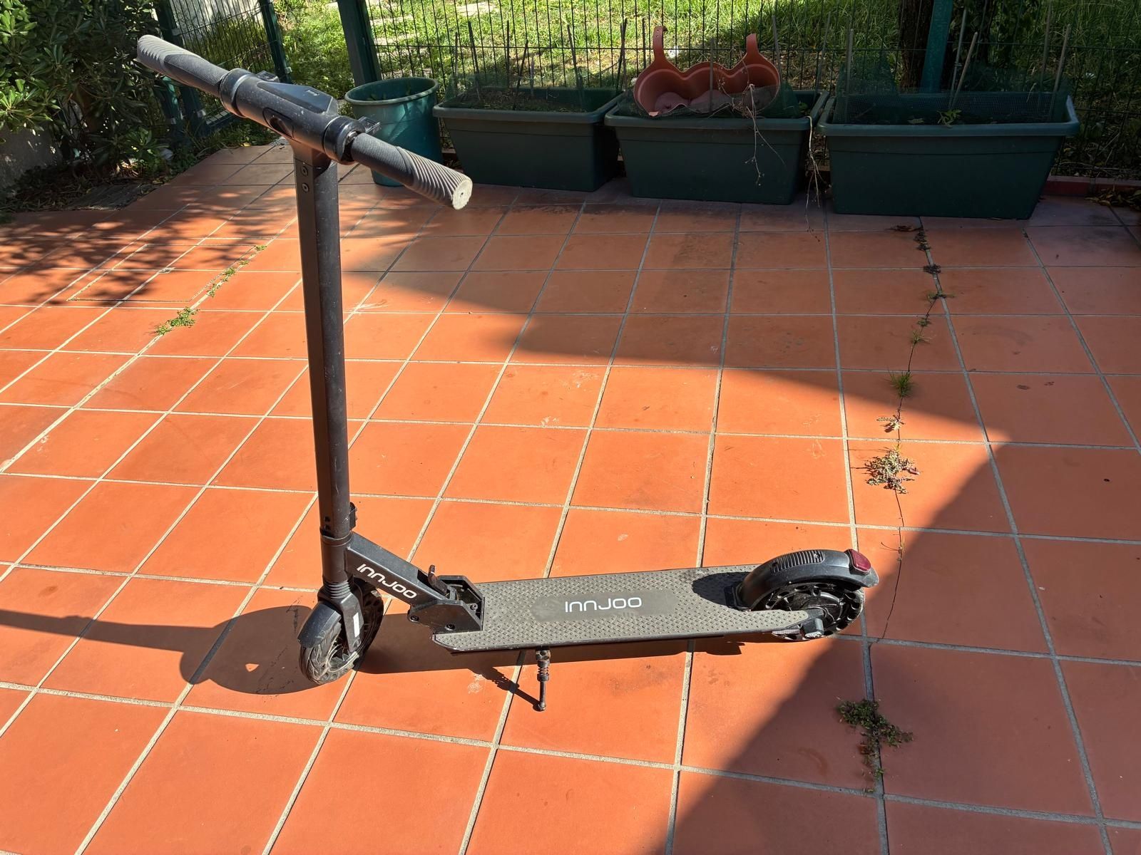 Trotinete elétrica Injoo