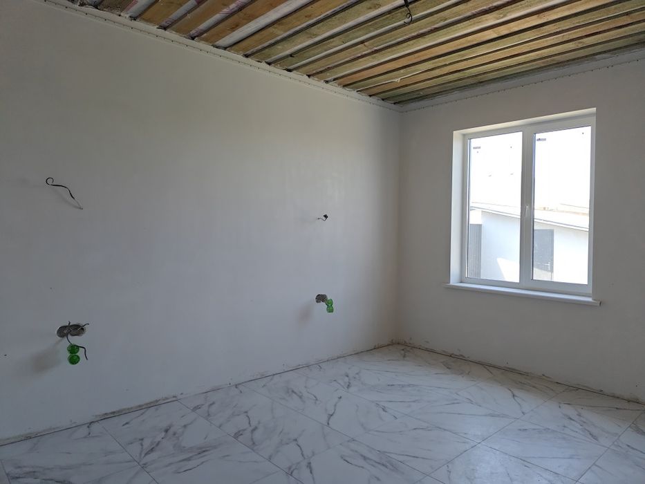 Продам сучасний будинок Зарічани