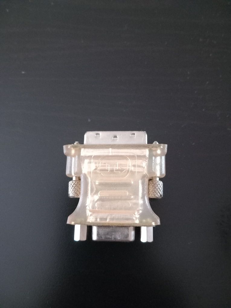 Adapter przejsciówka do monitora
Adapter przejściówka VGA do DVI Nowa