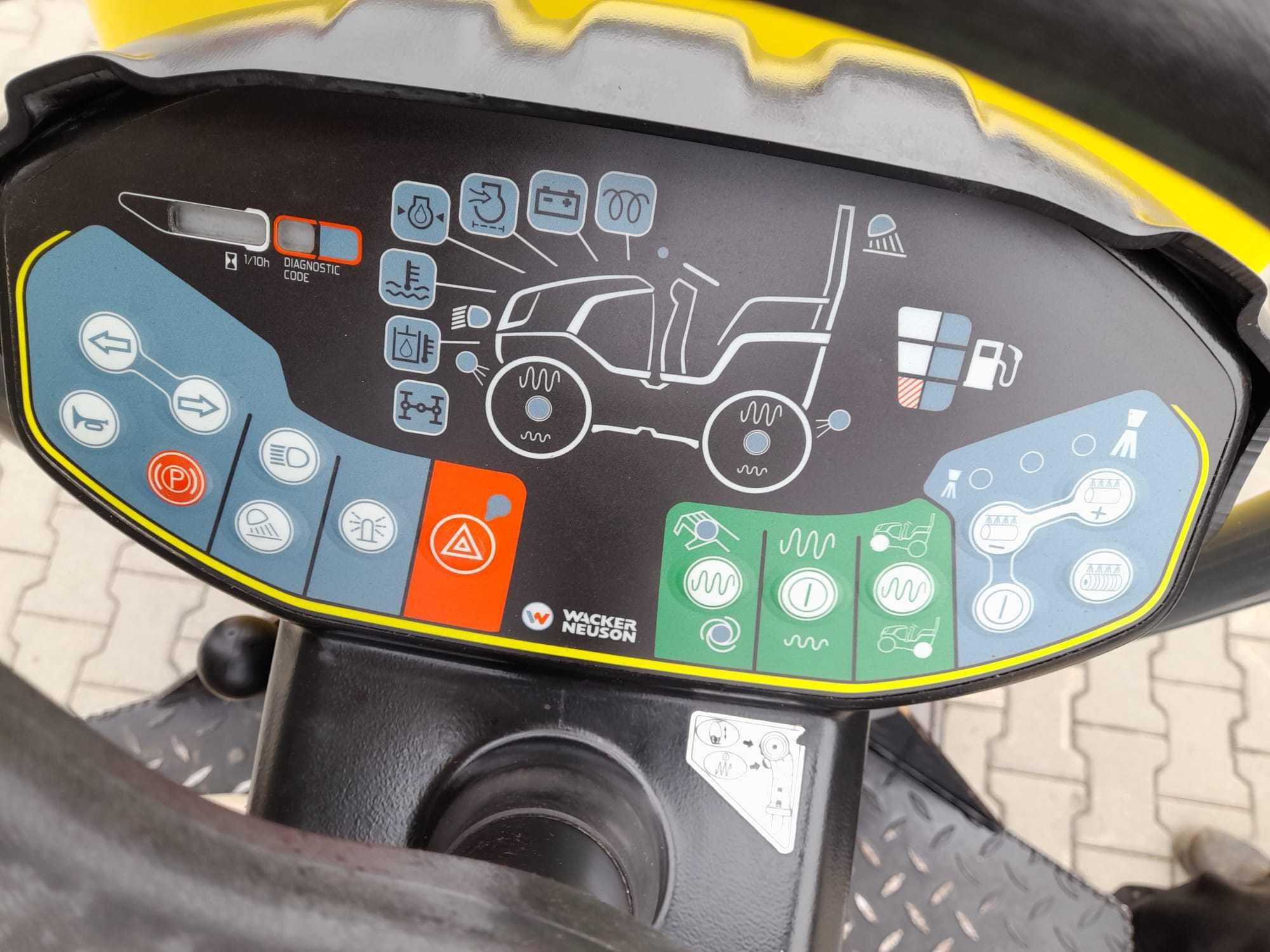 Walec samojezdny bębnowy Wacker Neuson RD28-120 rok prod 2019