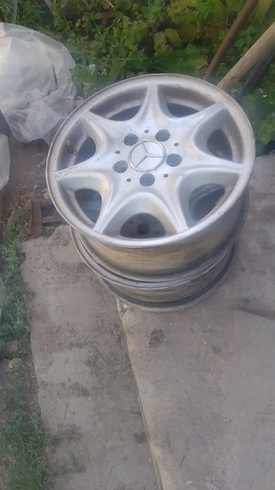 Двері пасажирські і ляда пасат б 5 і комплект дверей від сідана