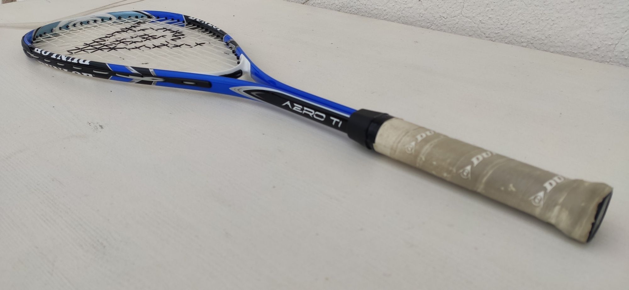 Raquete Squash Dunlop Aero T1