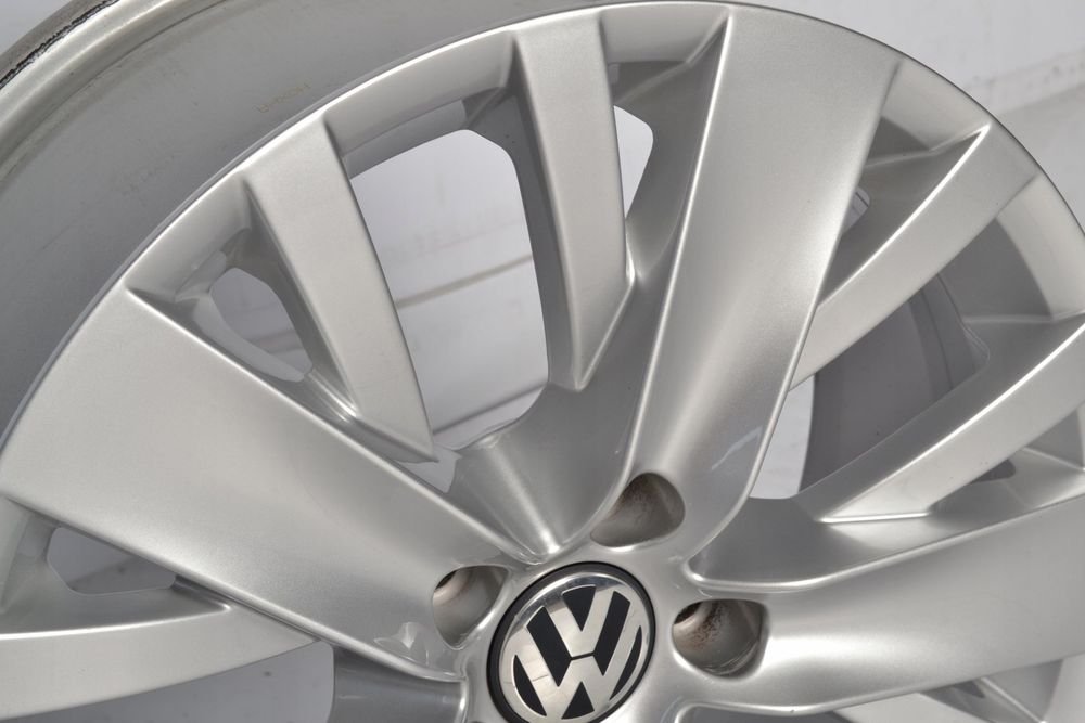 4X Felgi Oryginał Vw Golf Passat Tiguan Caddy Sharan Arteon Jetta