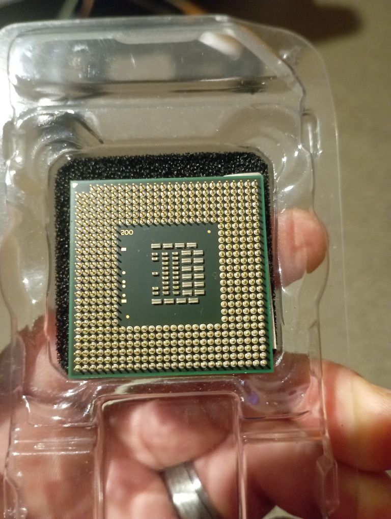 Процессор Intel Core 2 Duo T9400 (2.53Ghz,6mb