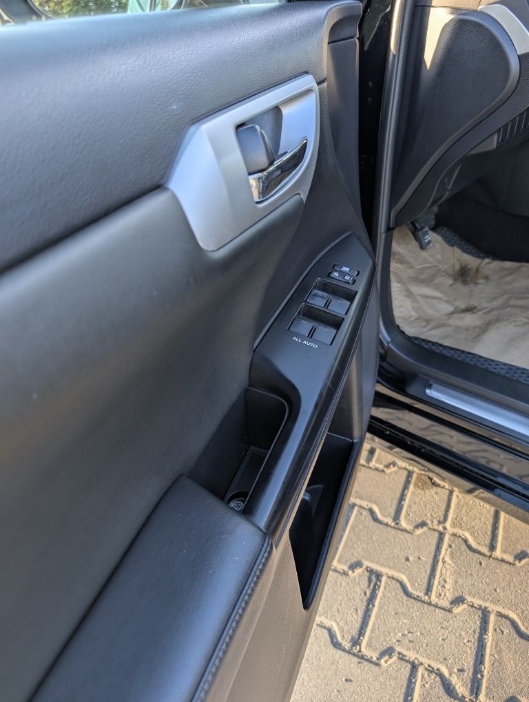 Lexus CT200 gibrid, лучший вариант для Девушки!