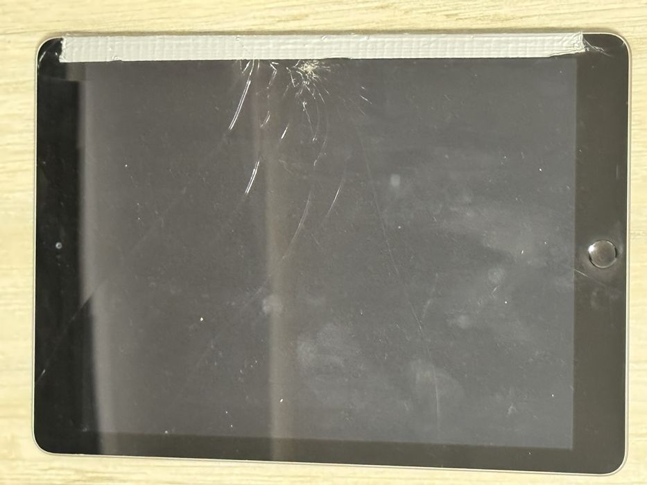Ipad model A1893
