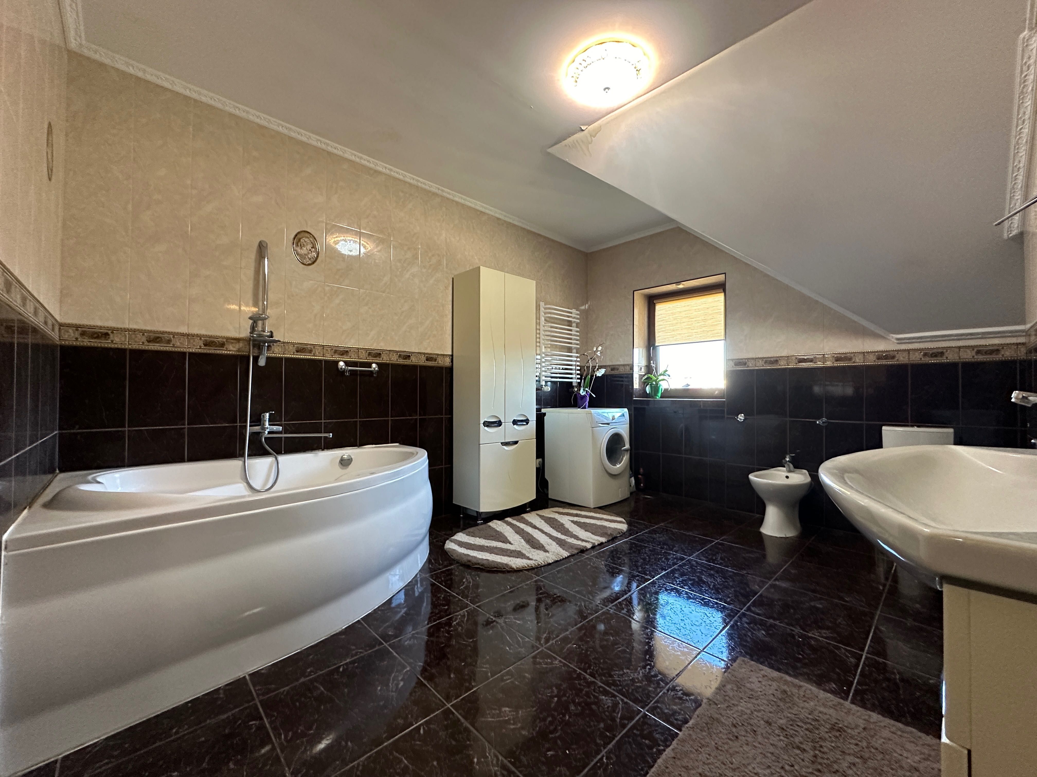 Продаж БУДИНКУ в передмісті Стрия (1км)