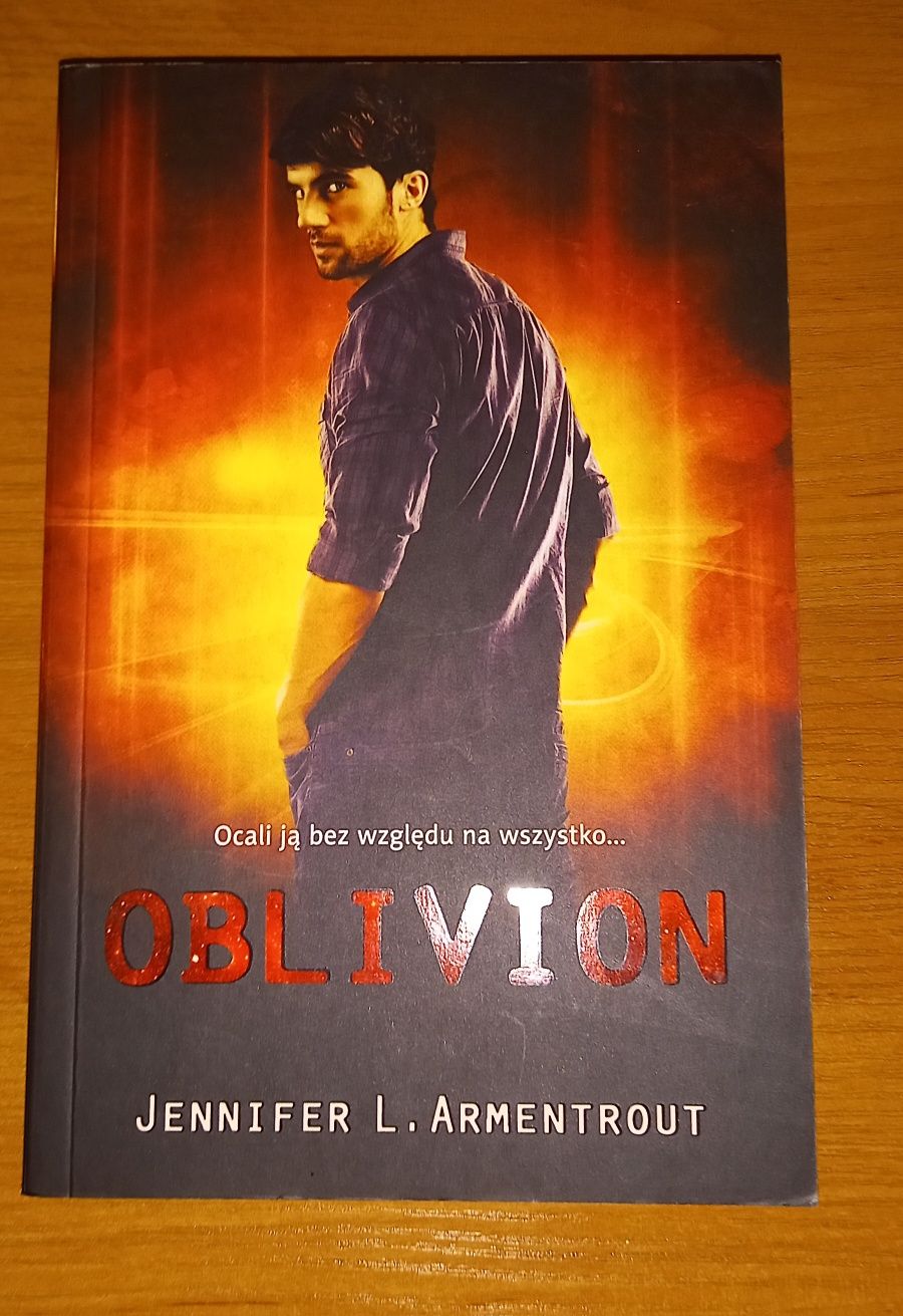 Książka Oblivion. Tom 1,5  serii Lux