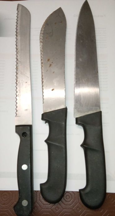 Concha, batedor, facas, etc... lote por 5€