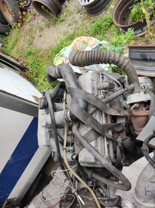 Silnik Mercedes W124 w210 3.0 3.0 td 2.0d 2.5d  190 w201 sprinter