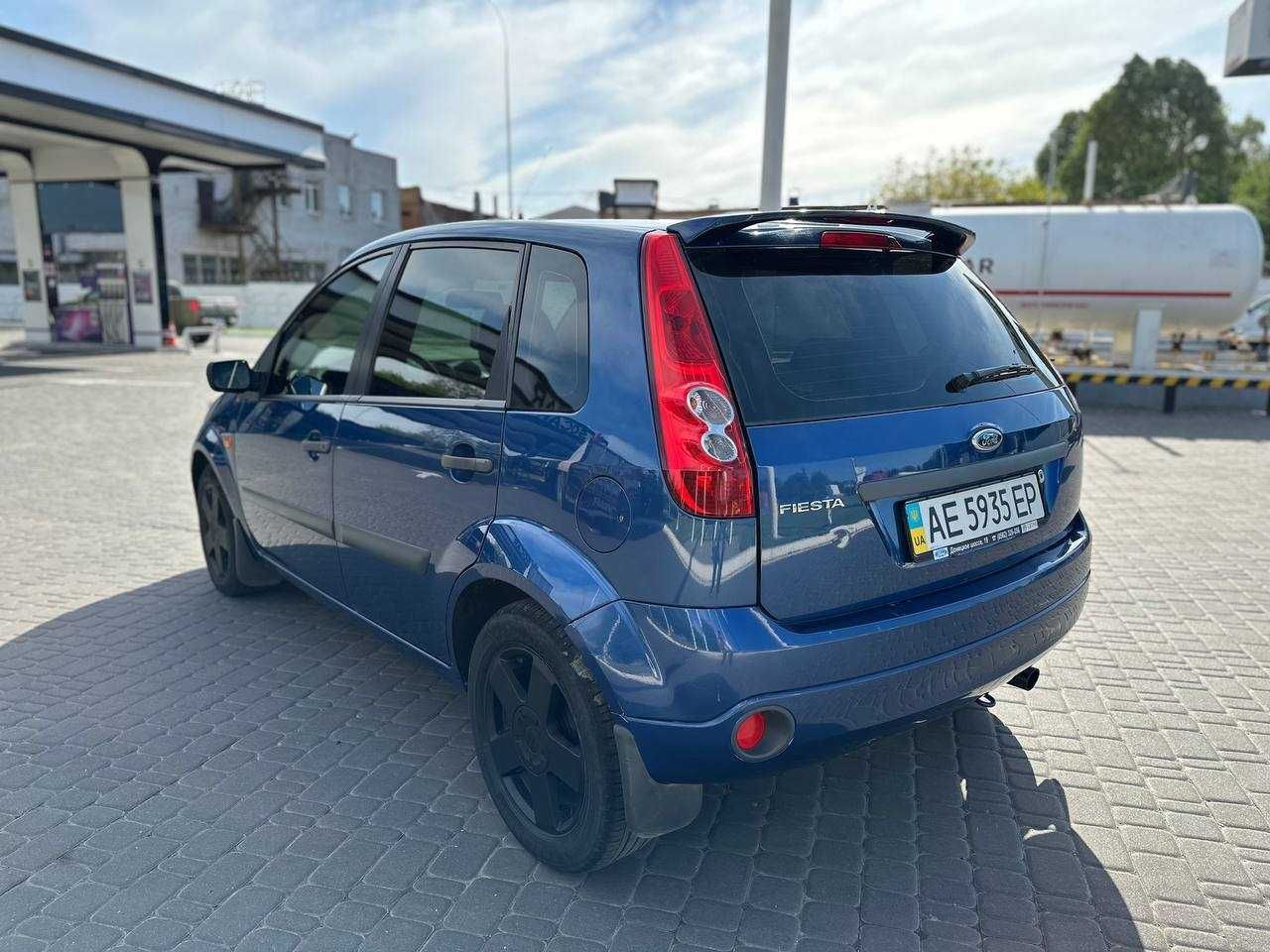 Продам Ford  Fiesta 2008