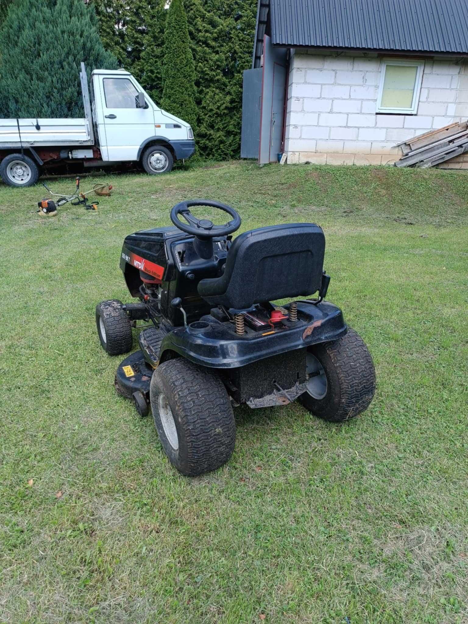 Kosiarka traktorek MTD 155/96T Black Edition