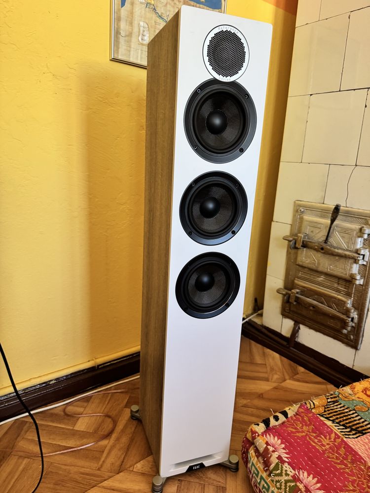 Zestaw stereo Yamaha RX-V4, Elac Debut Reference DFR52