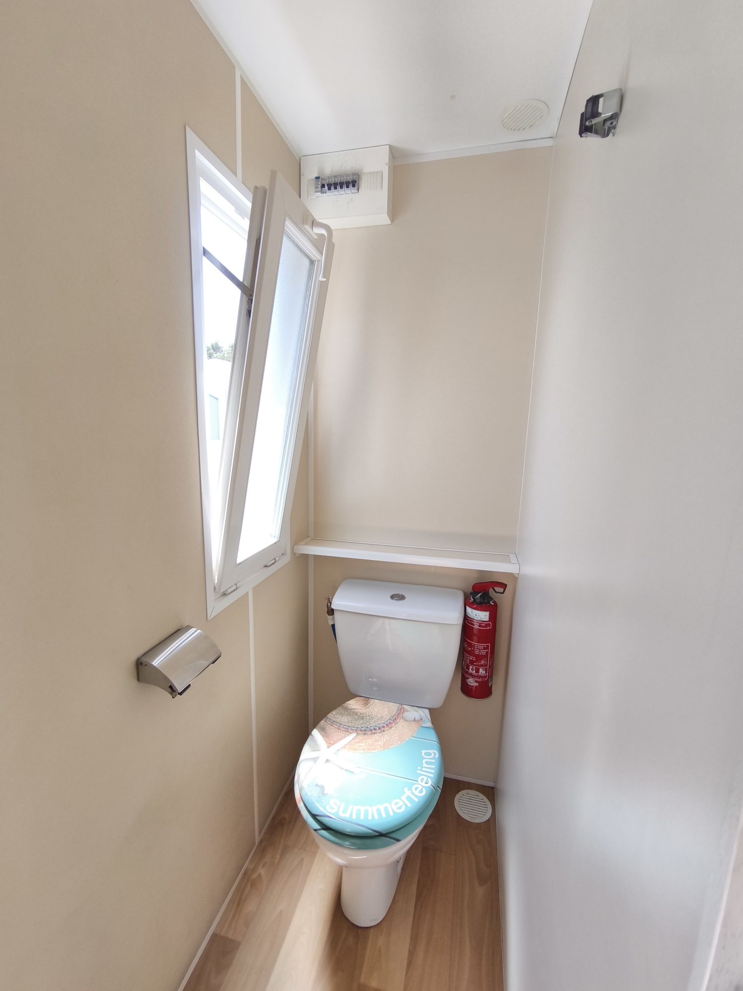 T2- 8,5*4Casa Móvel/Mobile Home/Bungalow/Casa Madeira