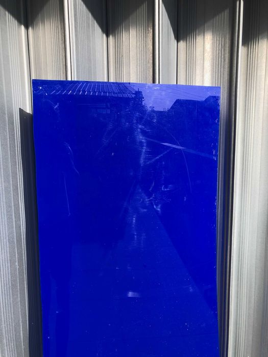 Placa de Acrílico opaco Azul 1,60 x 0,64 m.