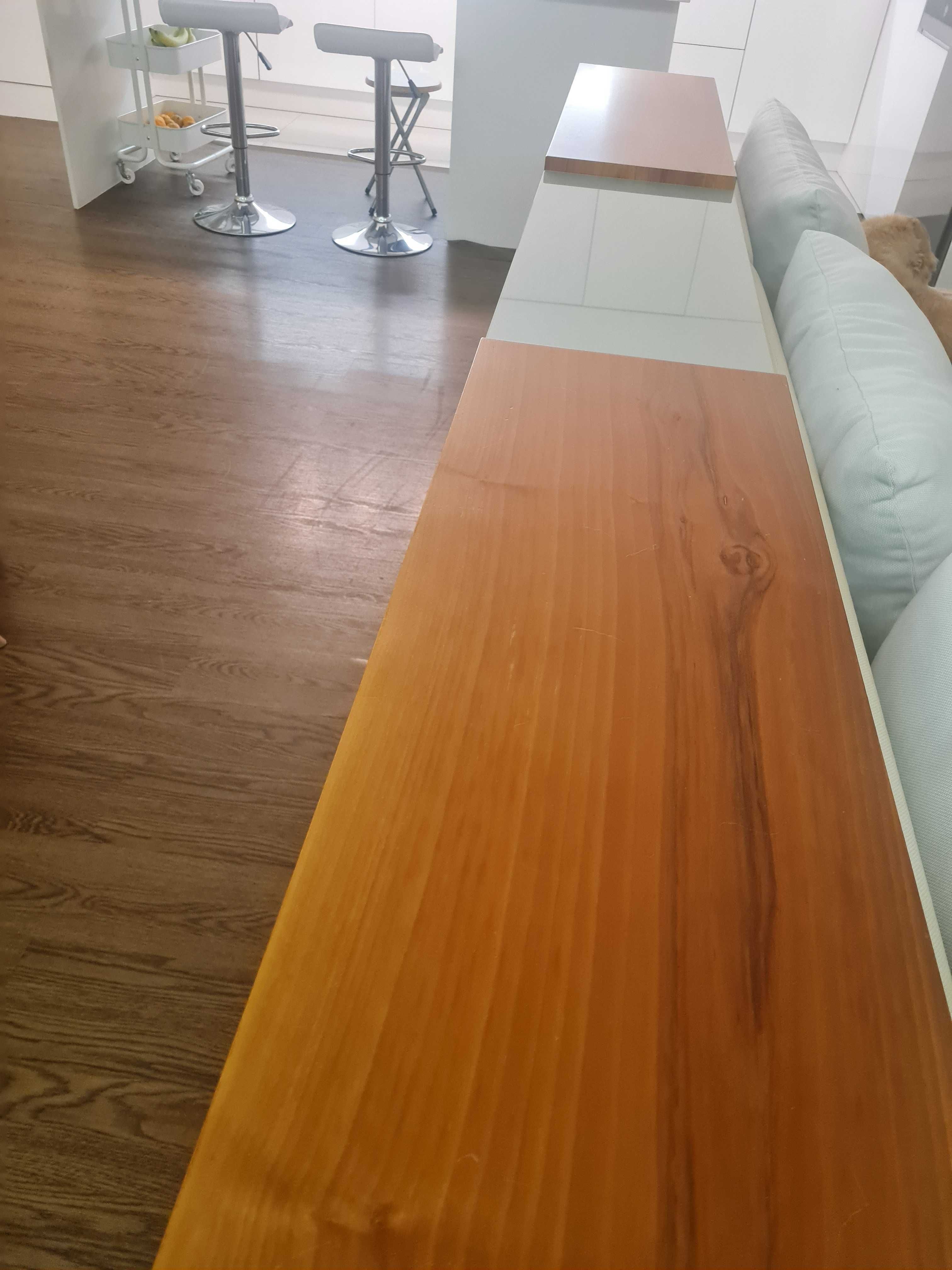 Vendo móvel garrafeira em carvalho moderno como novo.