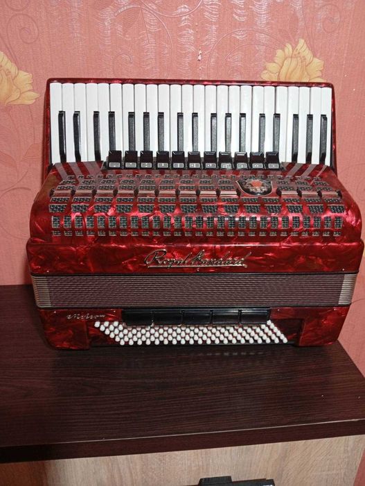 Аккордеон "ROYAL Standard" Meteor