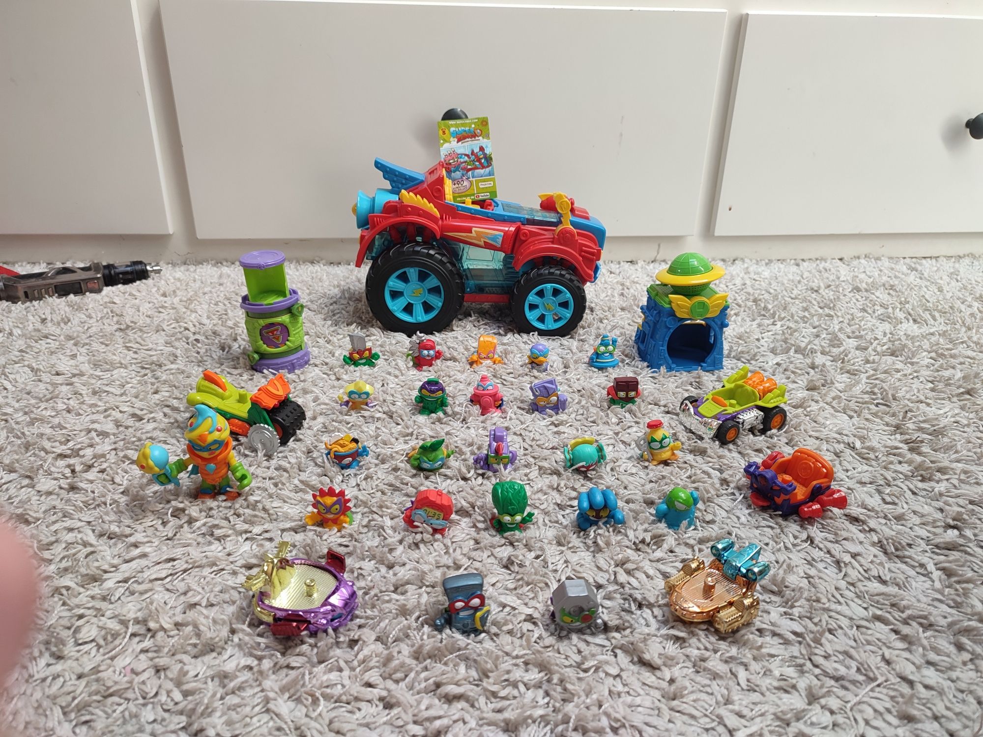 Zestaw zabawek super zings things monster roller figurki kazoom kid au