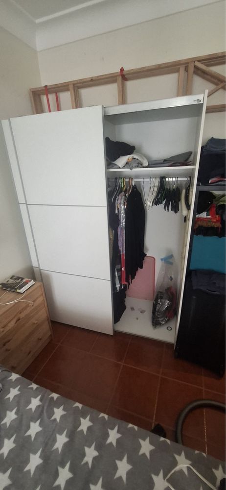 Roupeiro branco COMO NOVO