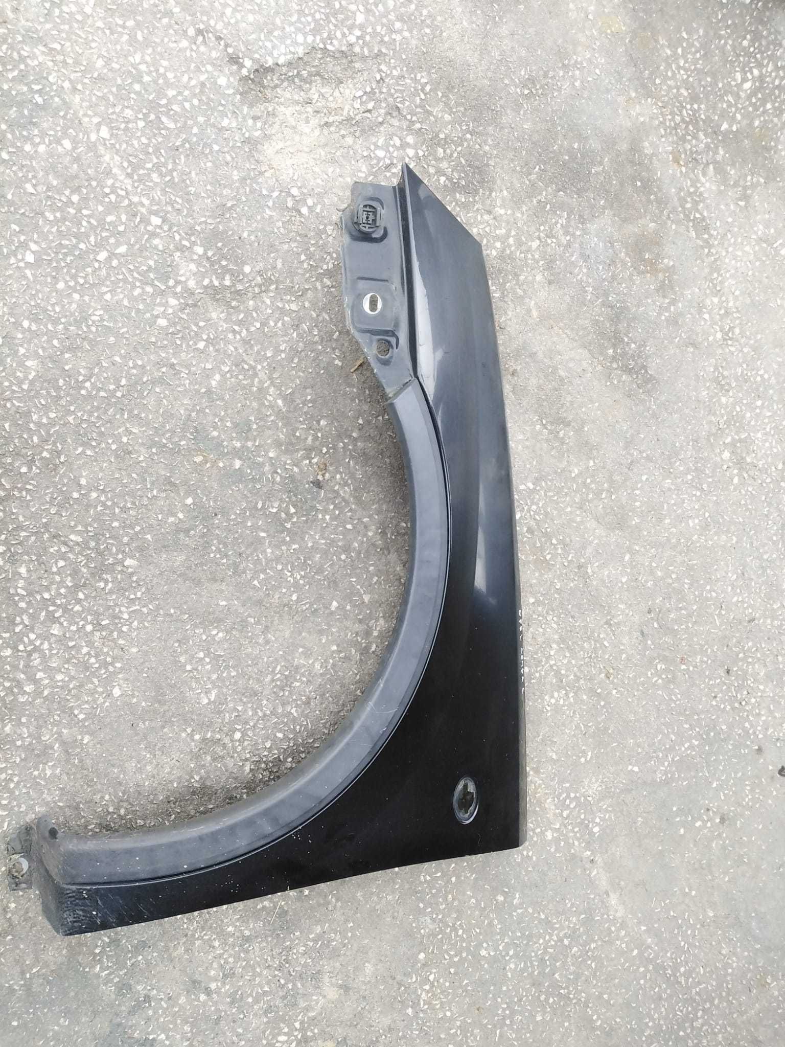 Guarda Lamas Esquerdo Opel Corsa C