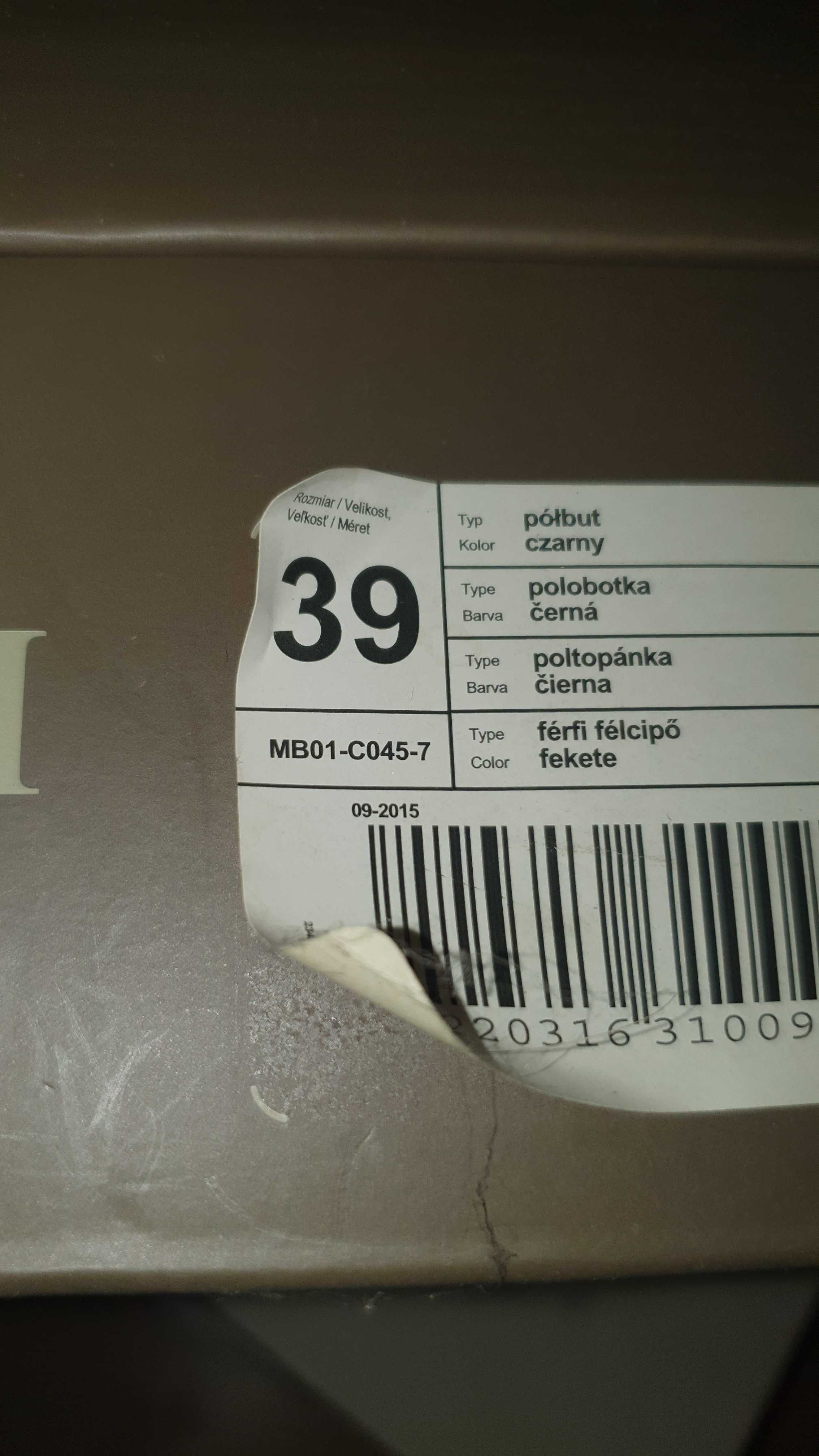 Buty męskie chłopięce r.39