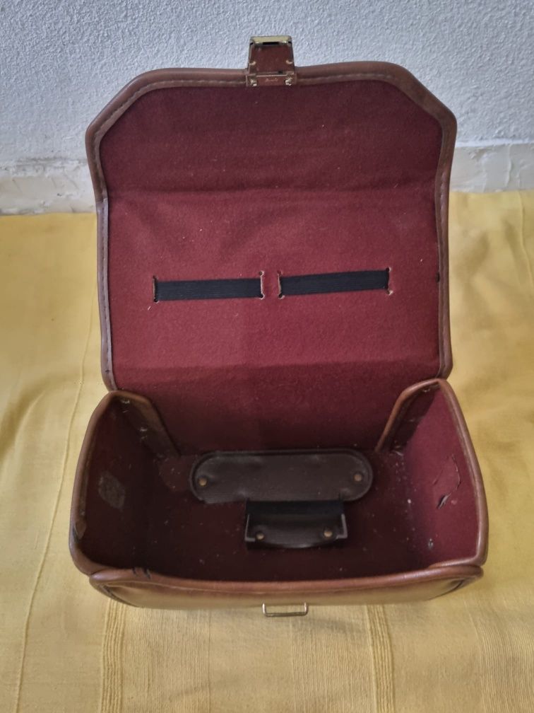 Bolsa Arrumação em bom estado