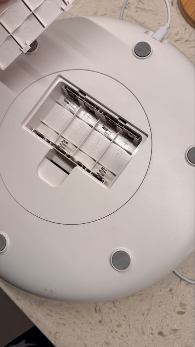 Дозатор корму для собак і котів Petoneer NutriSpin