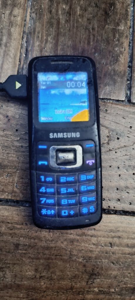Vendo telemóvel Samsung