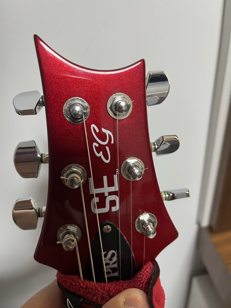PRS CE SE modelo strat