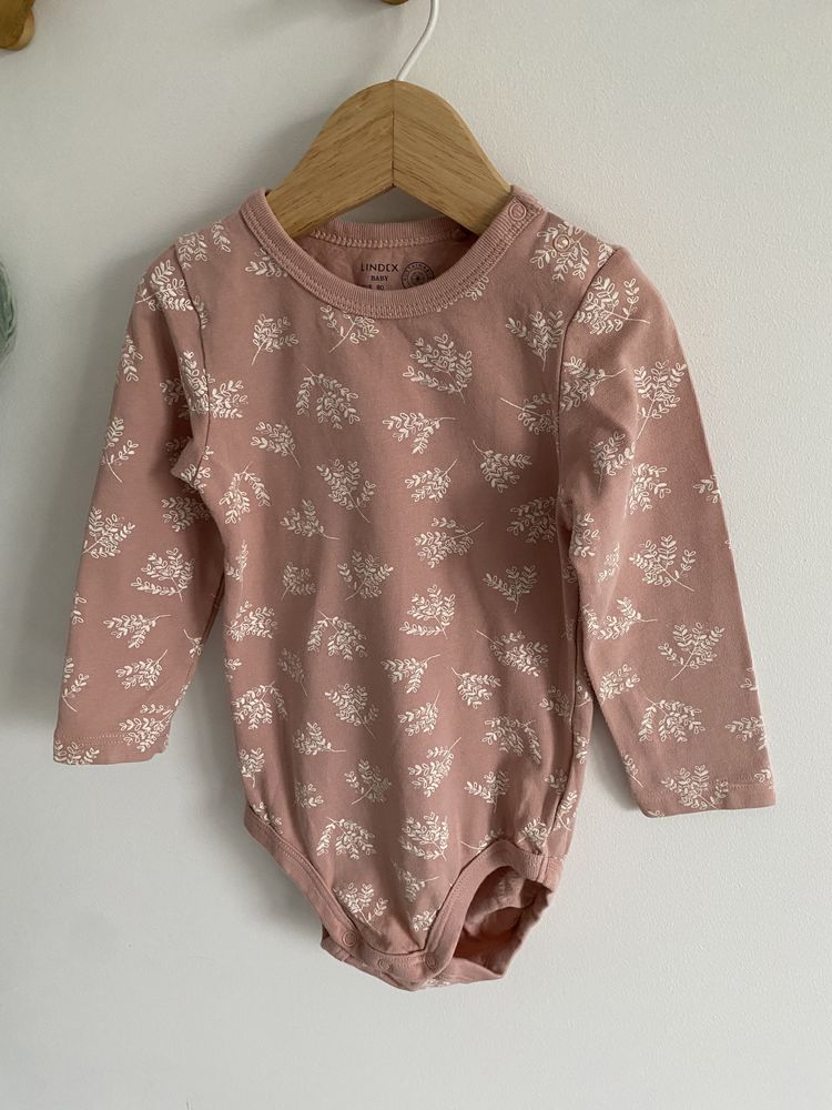 Body lindex 80 pudrowy róż liście białe