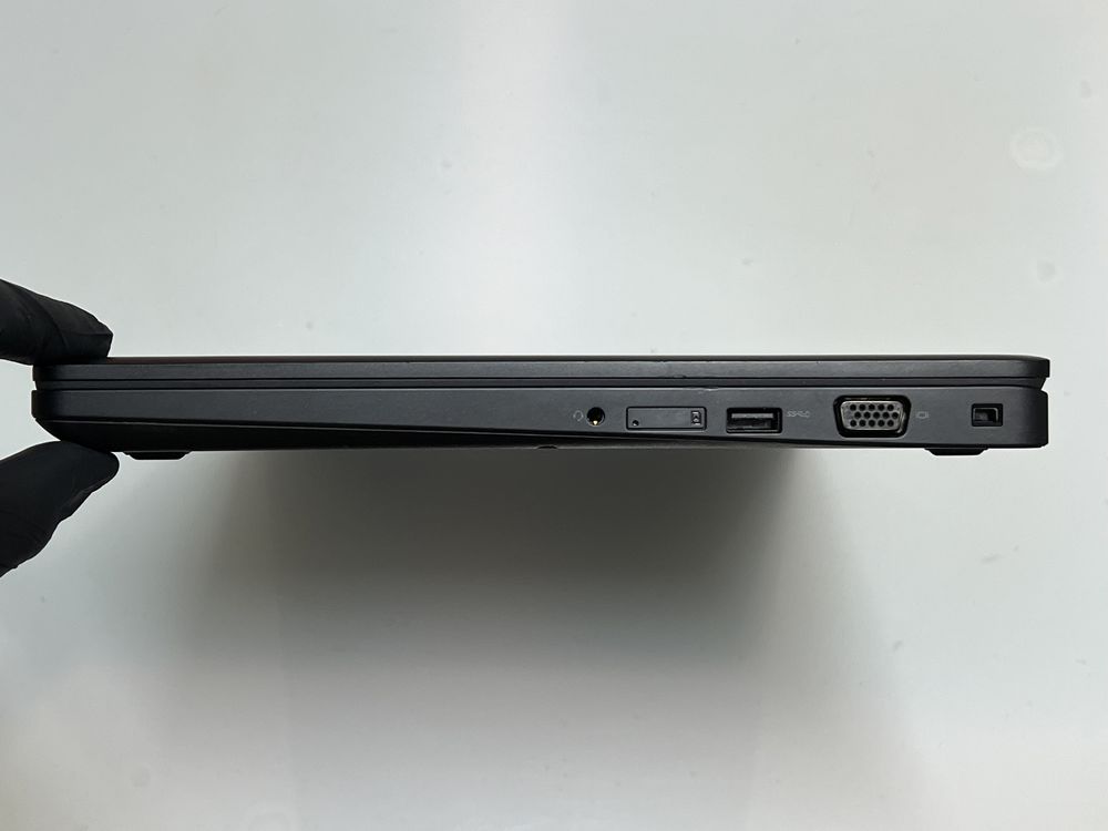 Ноутбук Dell Latitude E5590, FHD,IPS, і7, RAM-16Gb,SSD-256Gb(№162)