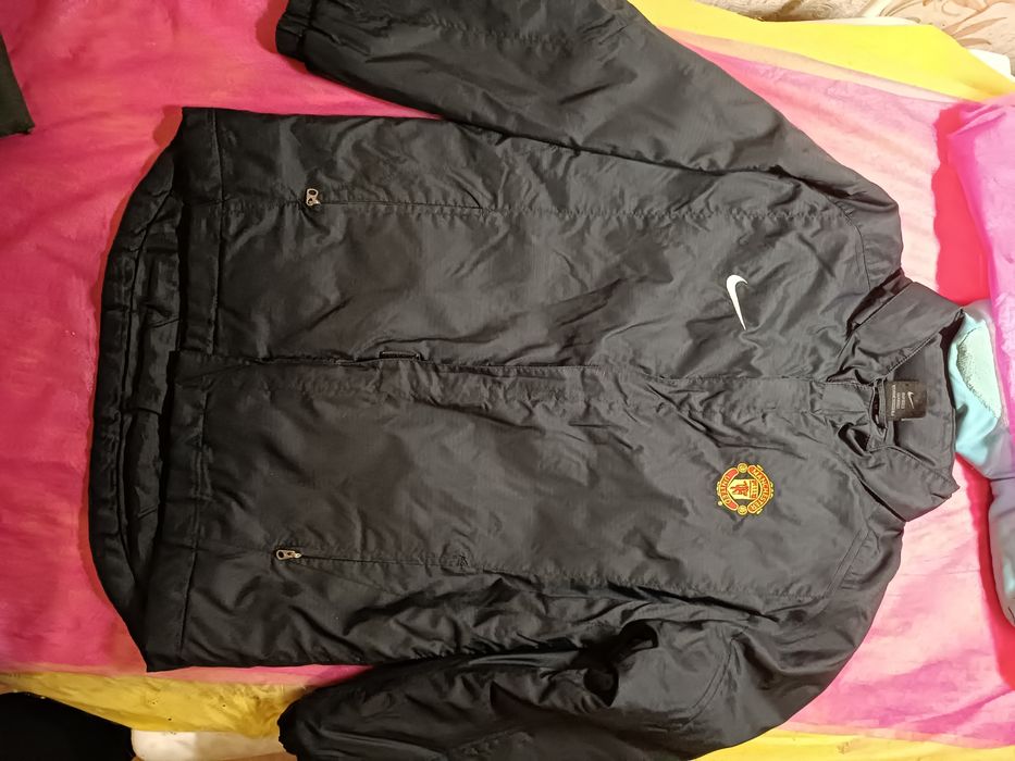 Куртка Демі Nike, розмір M