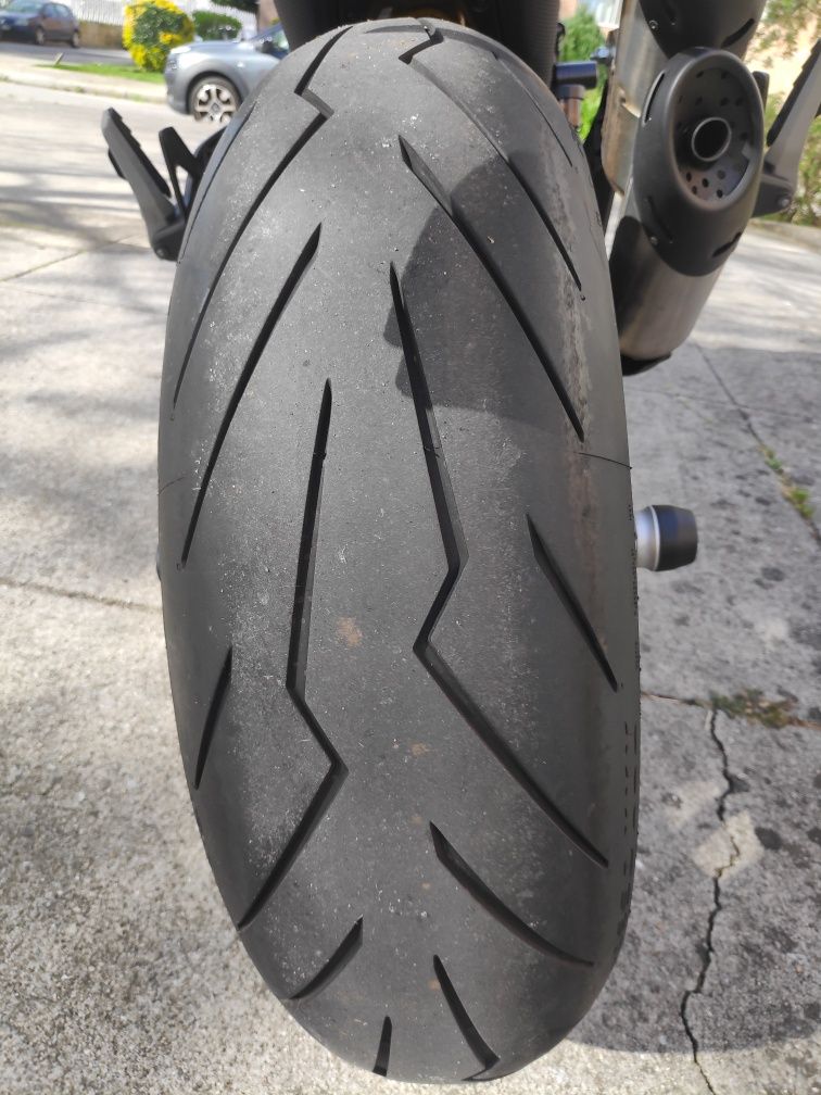 Ducati Monster 937 Dark Stealth