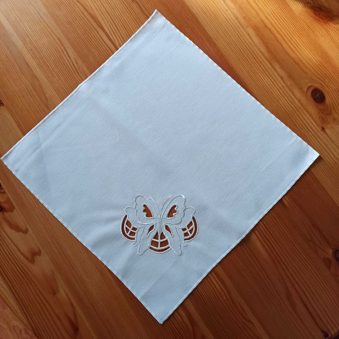 Obrus  nieużywany plamoodorny irys 150x220x8