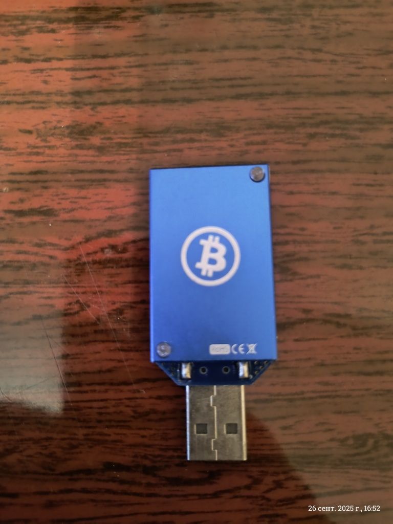USB ASIC-майнер для Bitcoin (колекційний, робочий)