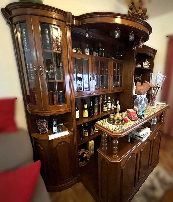 Movel (Estante/Bar) em Madeira