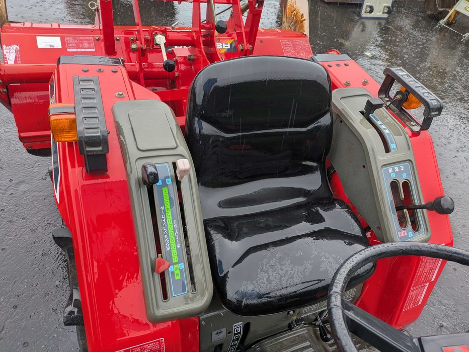 Traktor Yanmar F-7D – 17 KM