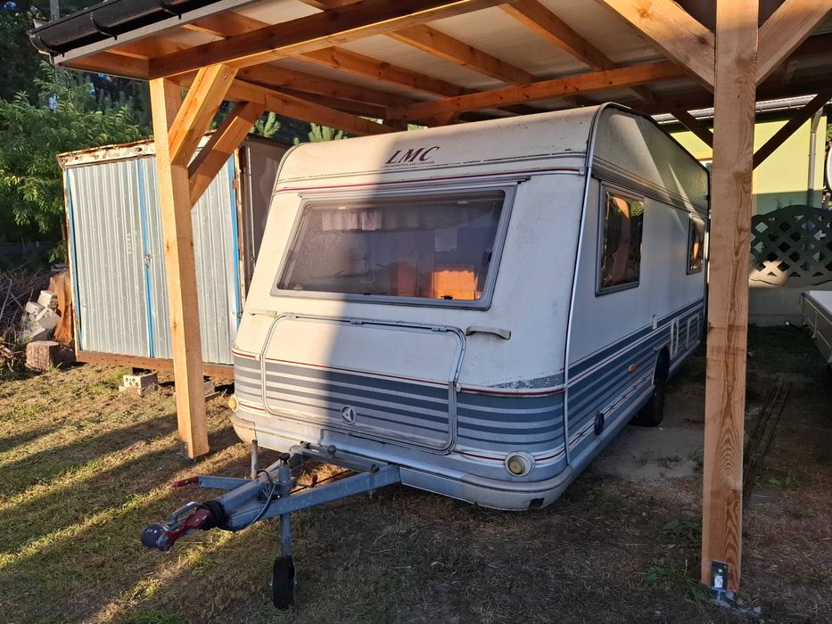 przyczepa kempingowa LMC MUNSTERL.LUX 495/540k na działkę