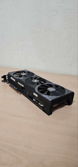 Sapphire Nitro+ RX Vega 64 8gb