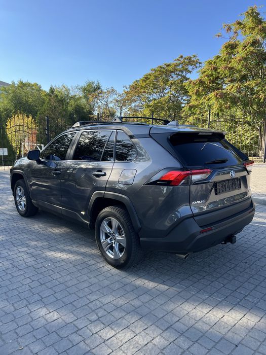 Toyota rav4 2022 awd hybrid