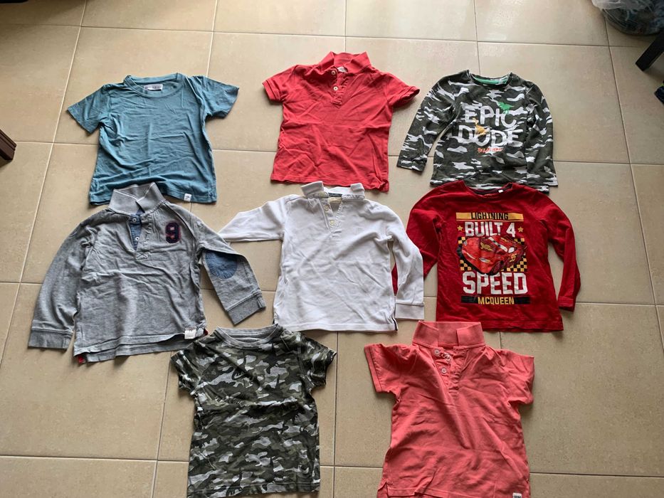 8x - Lote T-shirt | Polos - Tamanho: 4/5 anos - Excelente estado