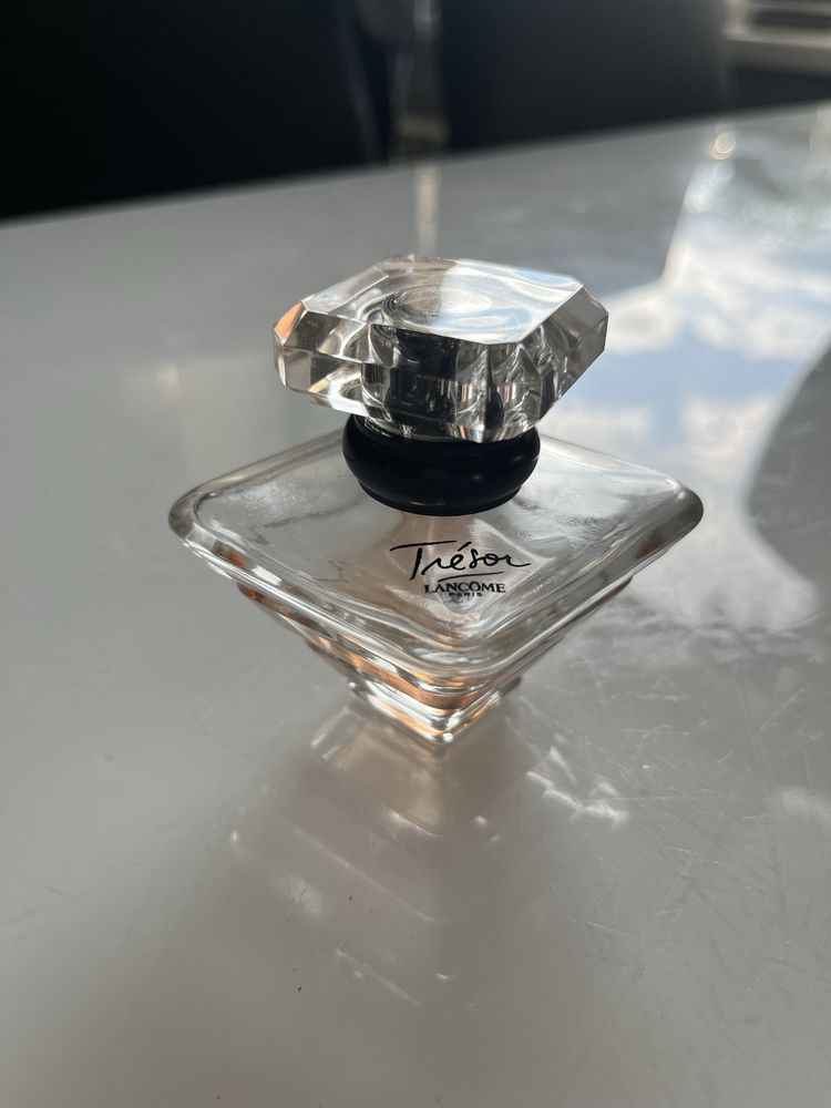 Lancome tresor perfum
