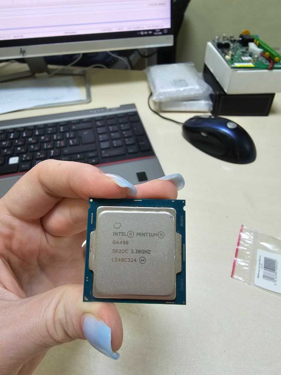 Процесор для ПК Intel Pentium G4400 3.3GHz/3M/54W Socket 1151