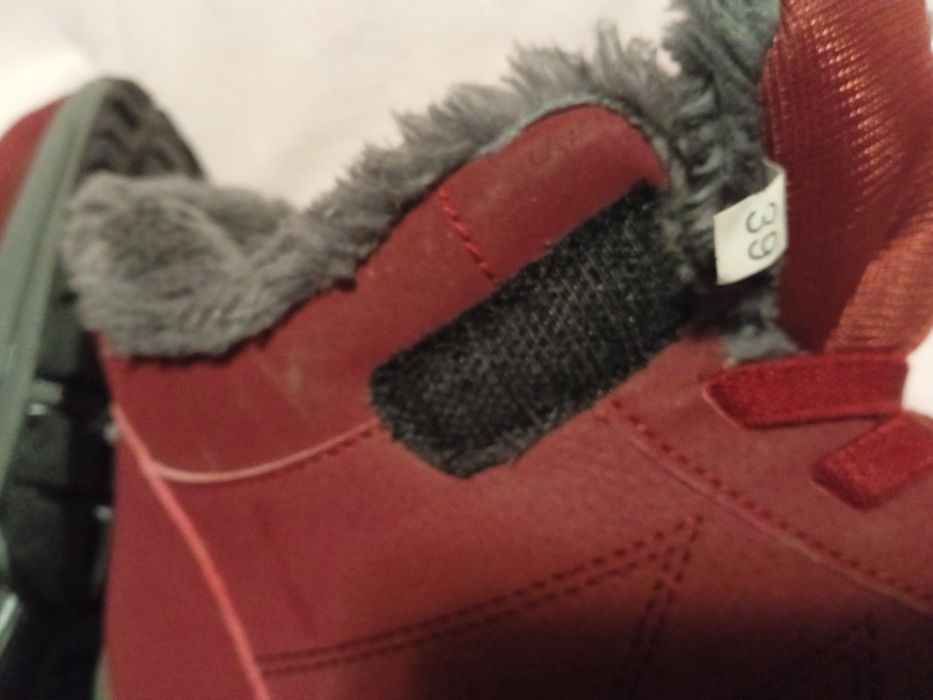 Жіночі  зимові  чоботи  черевики