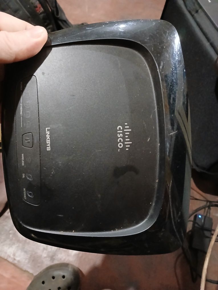 ADSL модем Linksys Cisco WAG54G2