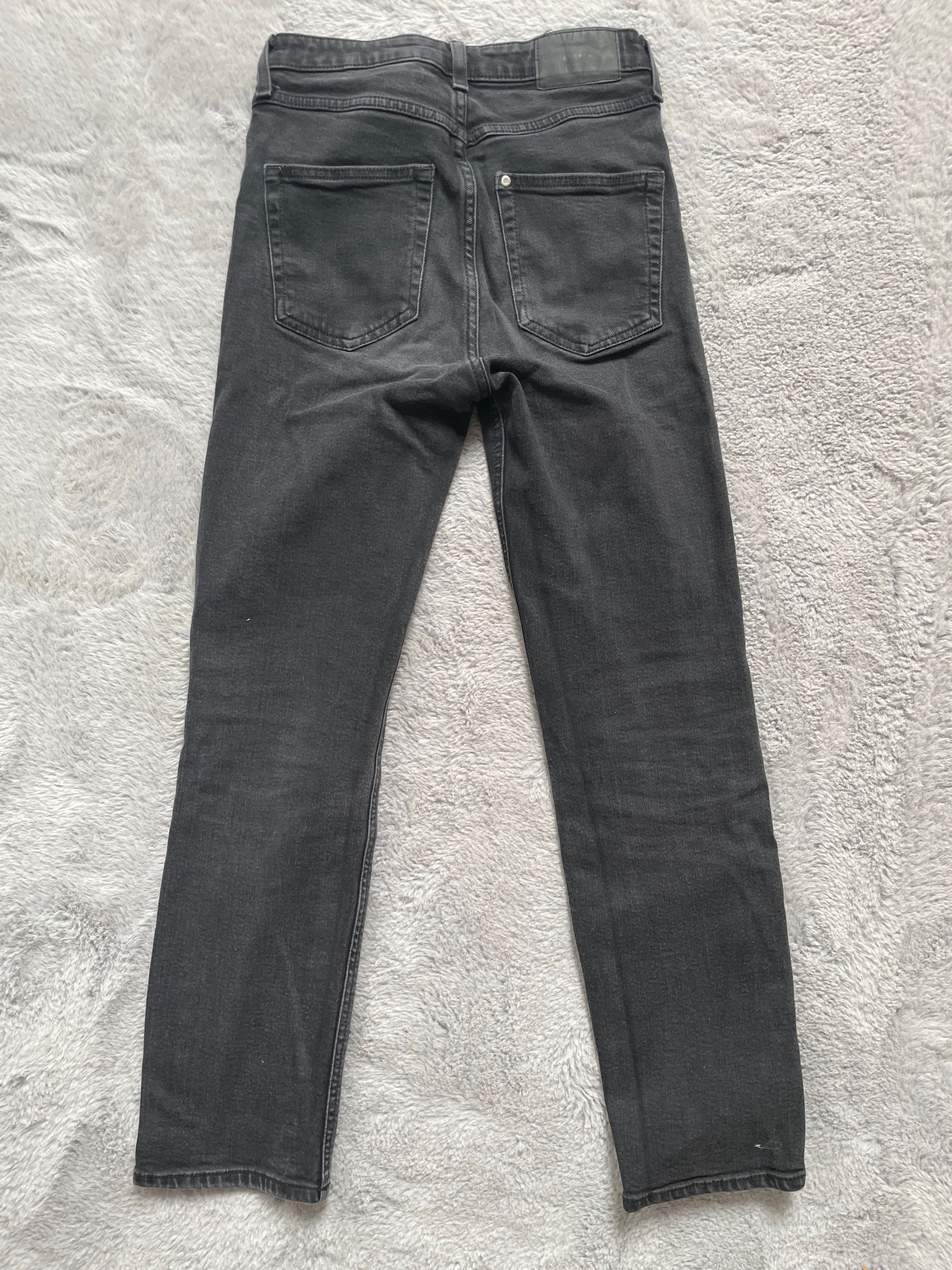 Czarne Spodnie jeansowe 140czm/10lat stan dobry